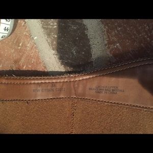 Born women’s brown boots size 7
